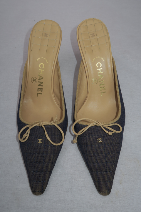 Chanel Navy Quilted Point Toe Heel (FR 37.5, US 7)